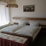 Hotel Herzog's Ulsterbrücke 2*