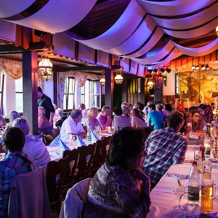 Herzog's Ulsterbruecke Garni 2*