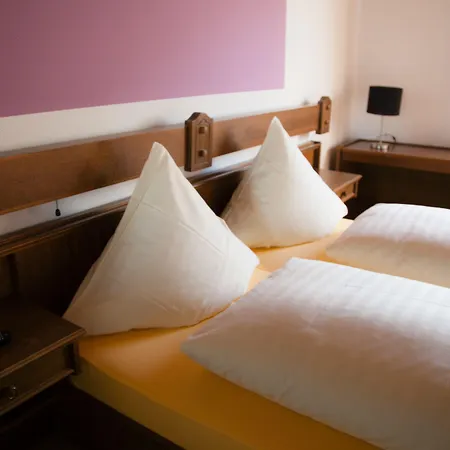 Herzog's Ulsterbruecke Garni Hotel 2*