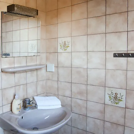 Herzog's Ulsterbruecke Garni Tann (Rhon)