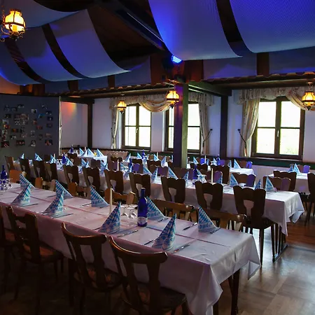 Herzog's Ulsterbruecke Garni 2*