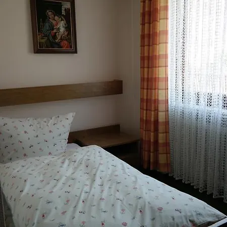 Herzog's Ulsterbruecke Garni Hotel Tann (Rhon)