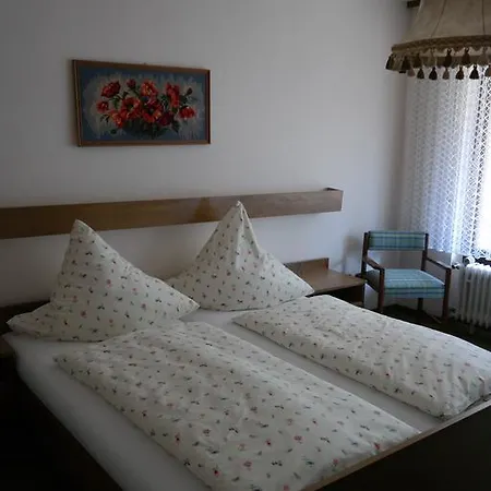 Herzog's Ulsterbruecke Garni Hotel