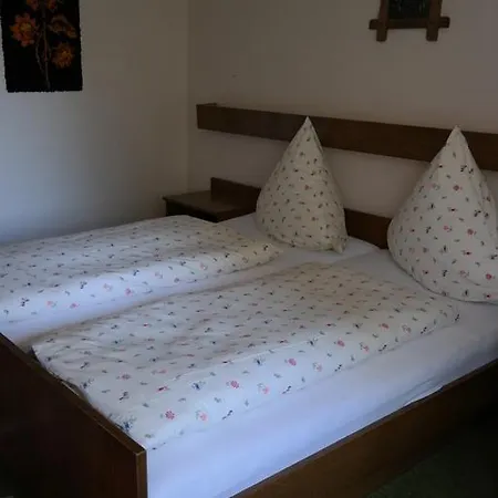 Herzog's Ulsterbruecke Garni 2*