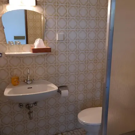 Herzog's Ulsterbruecke Garni